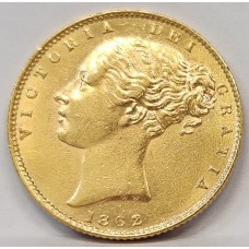GREAT BRITAIN UK 1862 . ONE 1 SOVEREIGN . GOLD COIN